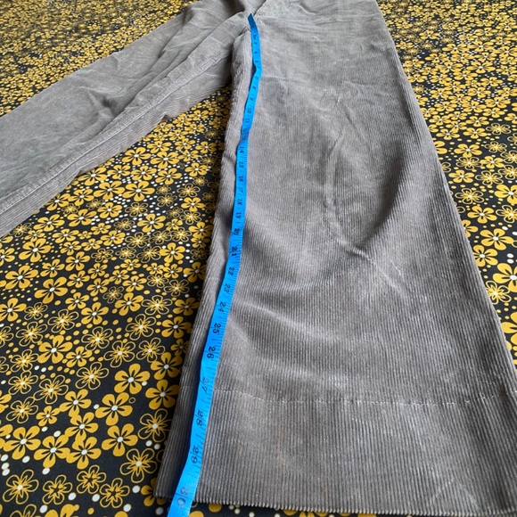 THRILLS Corduroy Jeans - Picture 2 of 5